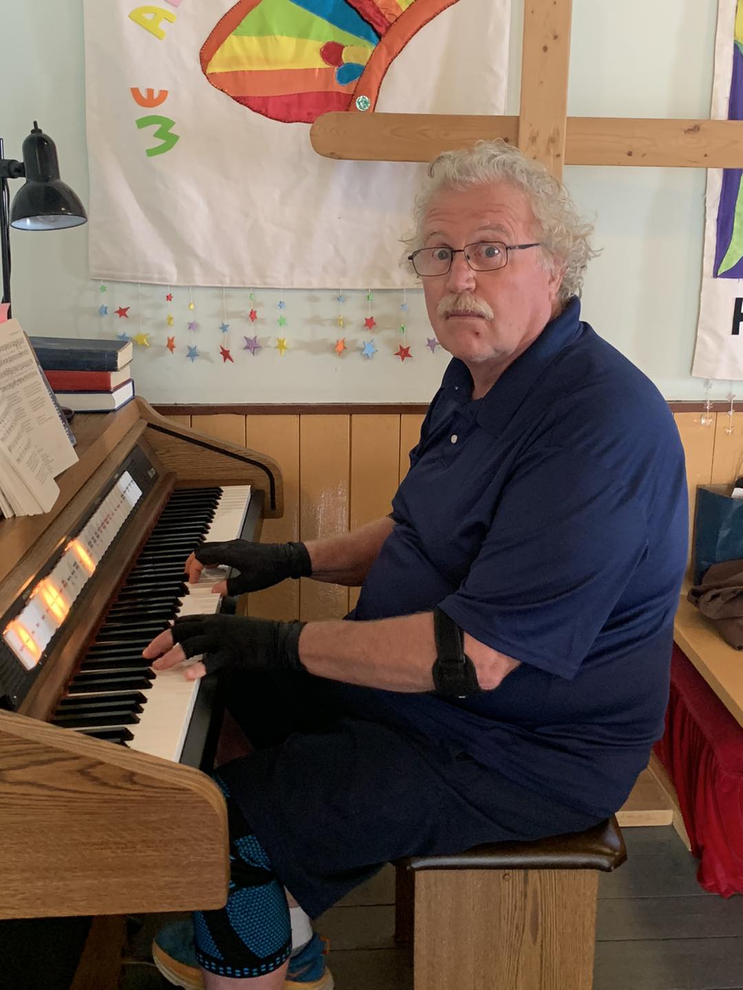 On Sunday, September 15, 2024 our Parish Service at St. Mark's in Mill Cove was led by Rev. Ann Turner and assisted by Clair MacInnis and Lyda Miller. It was nice to see such a great congregation this morning! Today's altar flowers were from the Bremner's garden and included hydrangea, zinnias, purple and white lisianthus, black eyed susans, sunflowers and yellow and pink gladiolus.